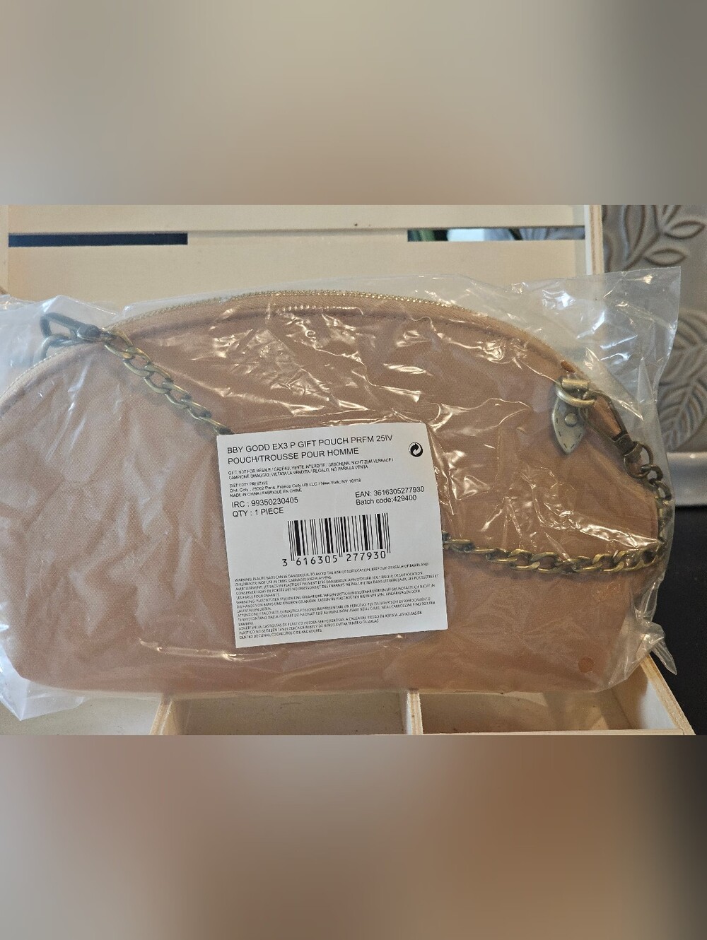 Burberry Tan Clutch with Bronze Crosbody Chain Added NWOT - Picture 13 of 14